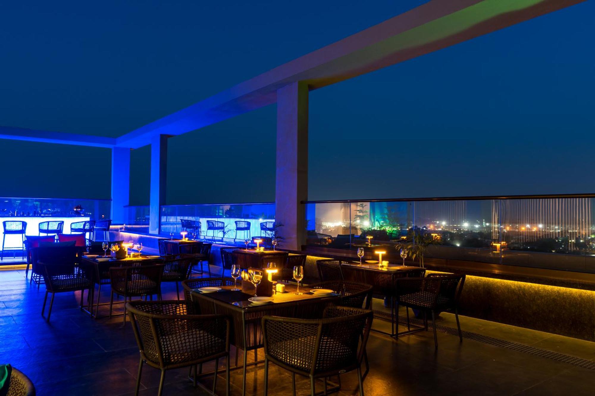 Holiday Inn Lucknow Airport By Ihg المظهر الخارجي الصورة